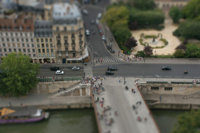 Paris als Spielzeugstadt